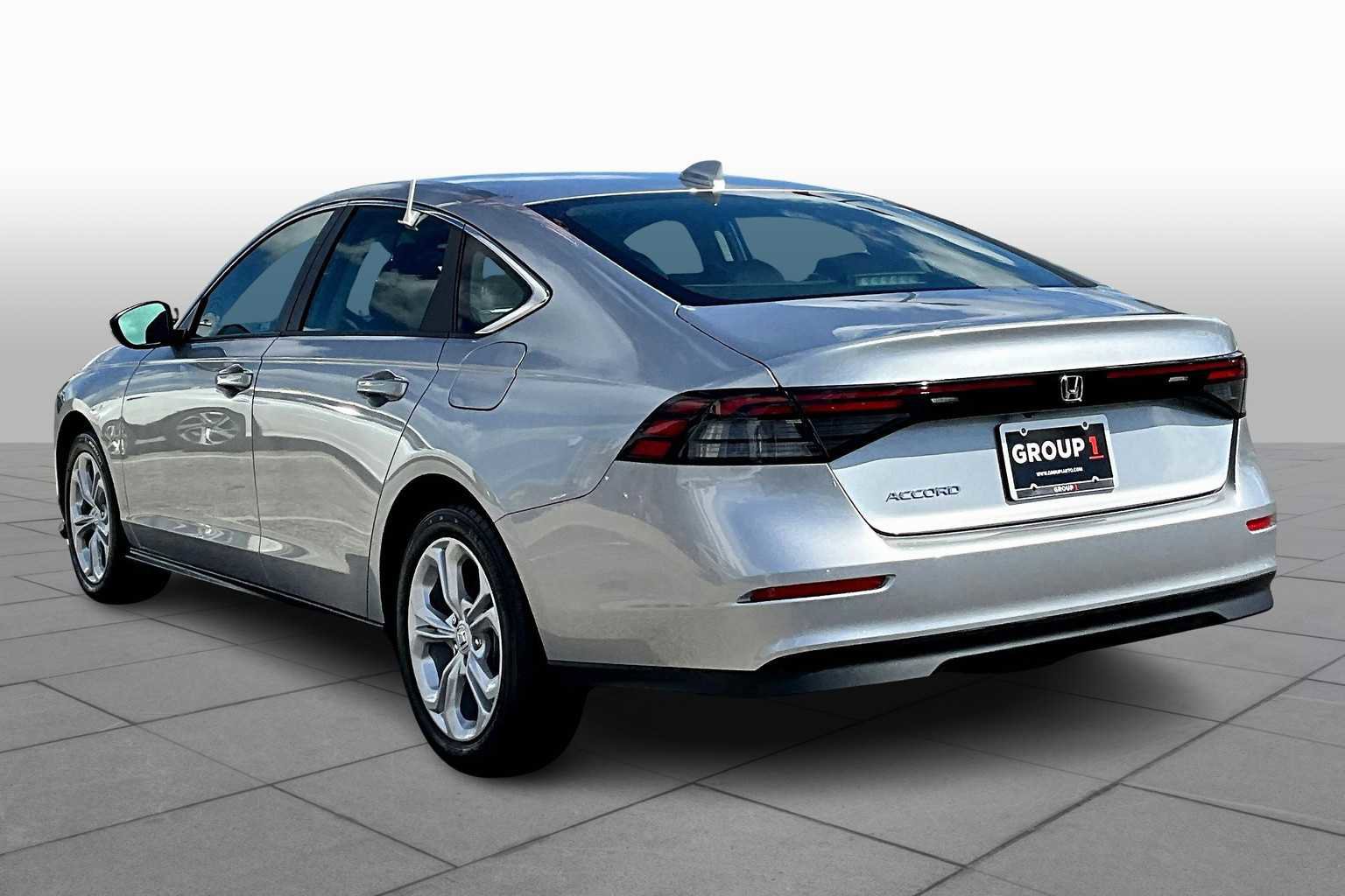 Used 2025 Honda Accord LX image 10