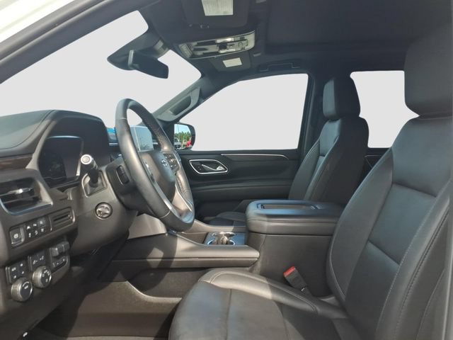 Used 2024 Chevrolet Suburban Z71 w/ Luxury Package AWD/4WD image 7