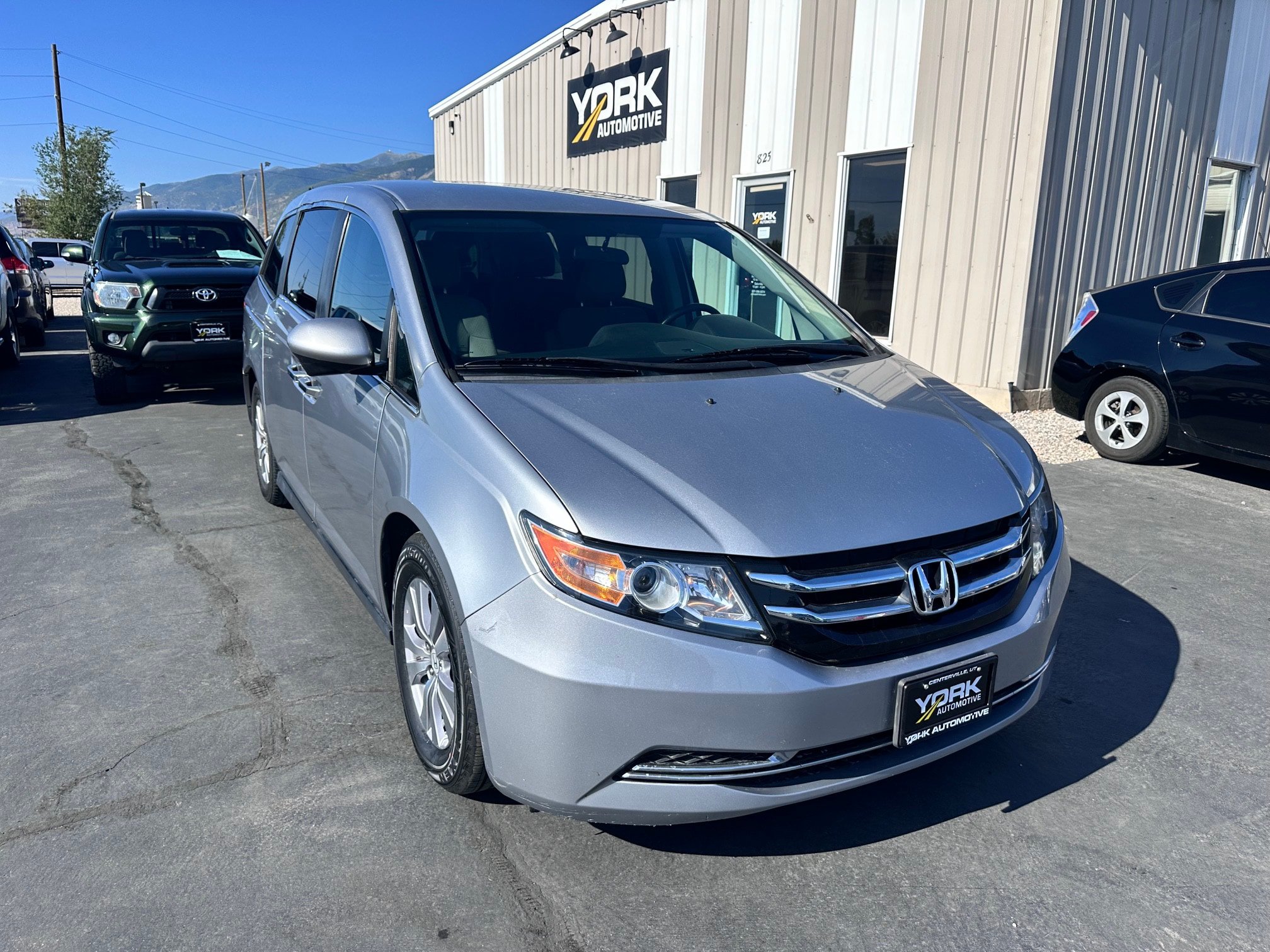 Used 2017 Honda Odyssey EX