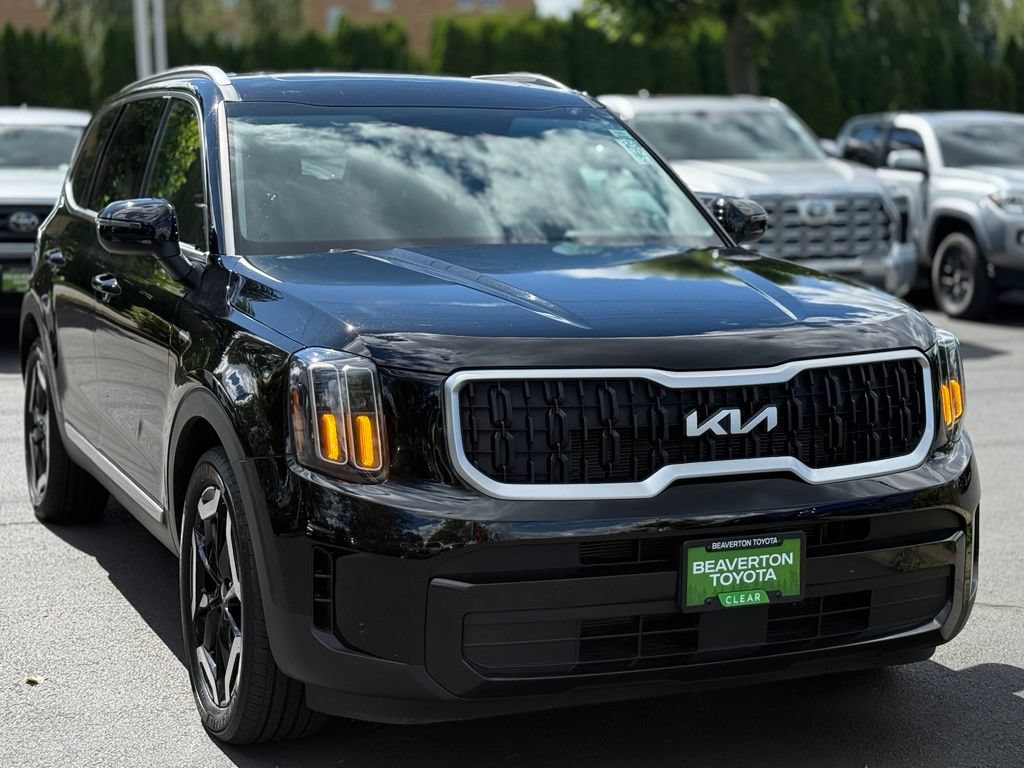 Used 2024 Kia Telluride EX AWD/4WD image 7