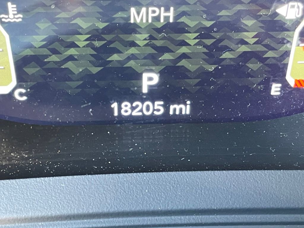 Used 2024 Jeep Wrangler Unlimited Rubicon w/ Technology Group image 15