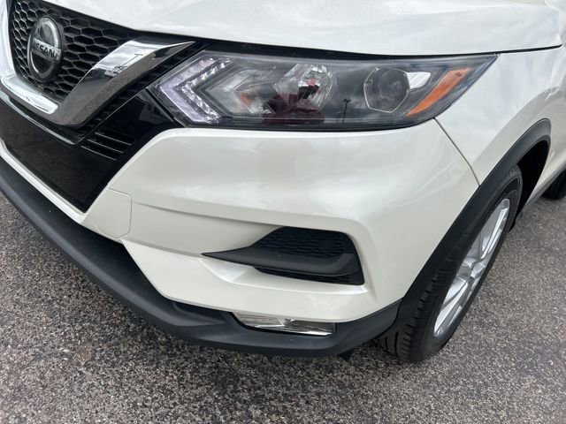 Used 2022 Nissan Rogue Sport SV image 9
