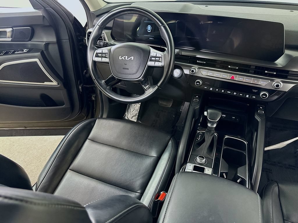 Used 2025 Kia Telluride S AWD/4WD image 18