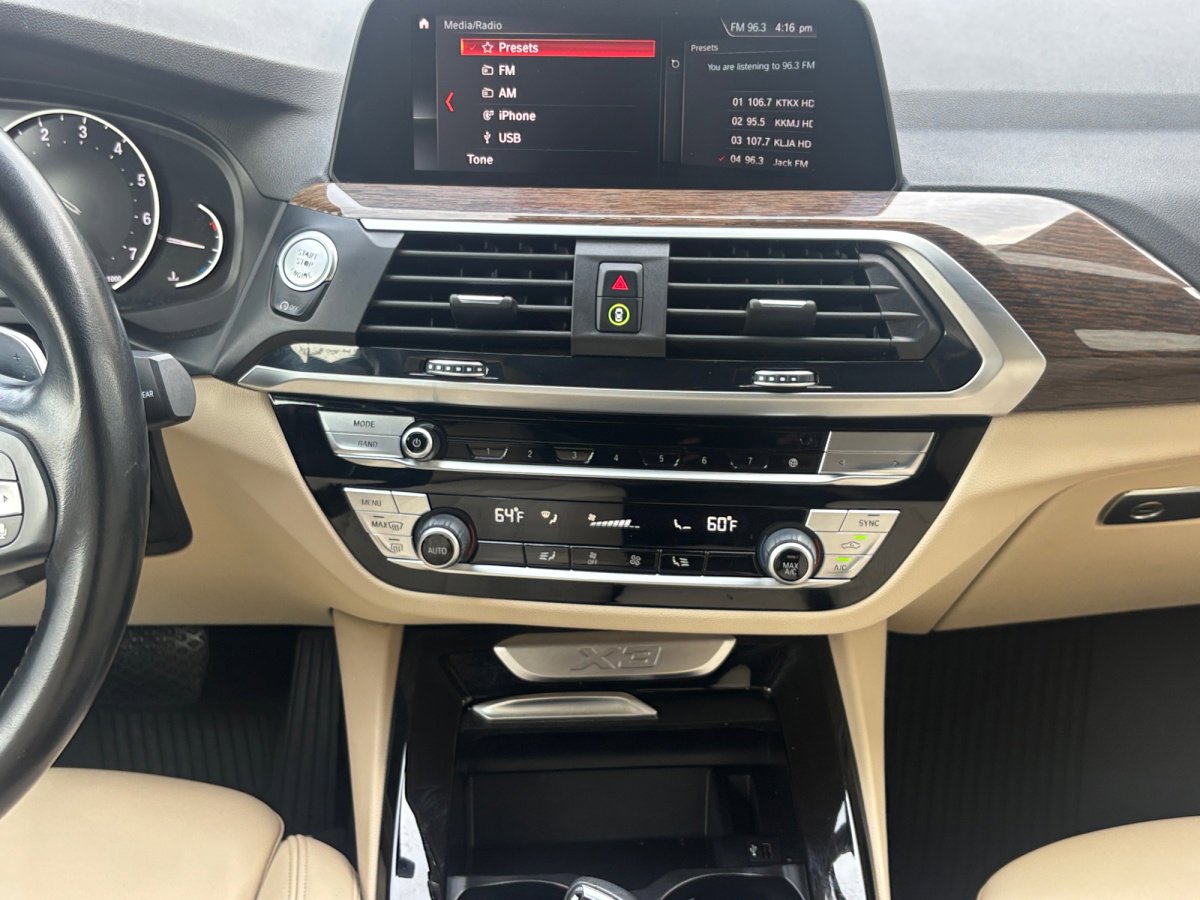 Used 2020 BMW X3 sDrive30i RWD image 3