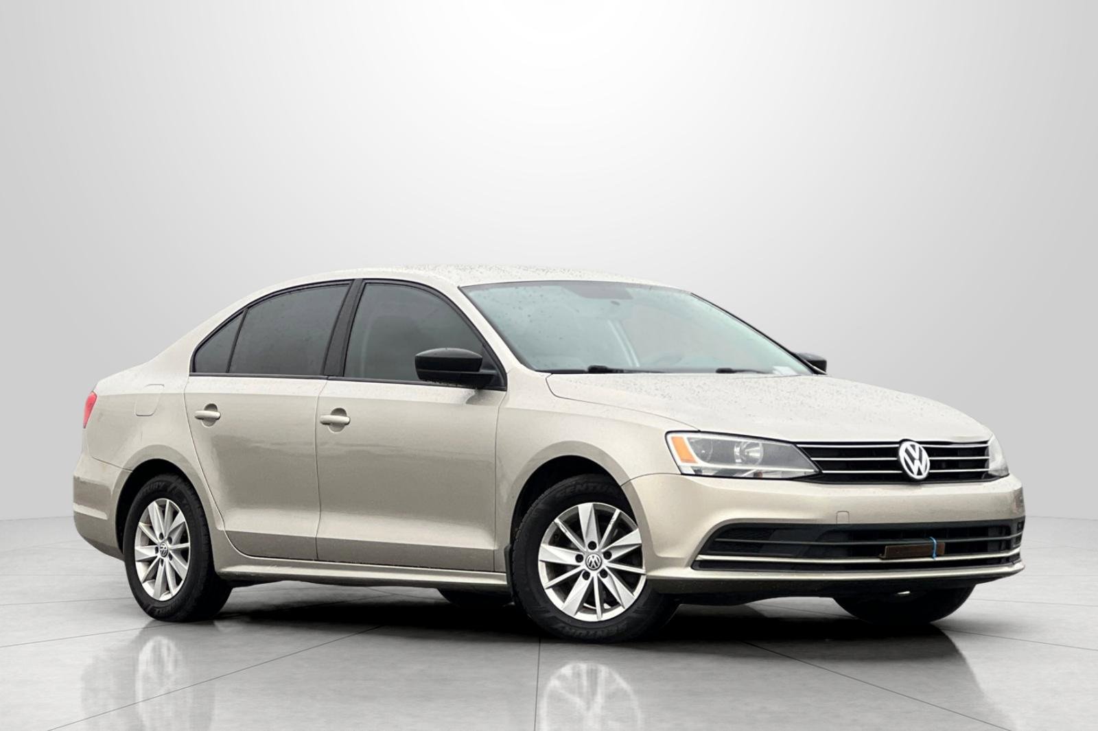 Used 2015 Volkswagen Jetta S image 1
