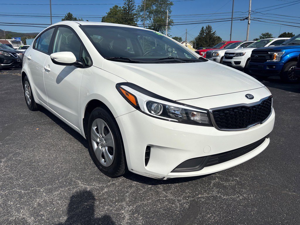 Used 2018 Kia Forte LX image 1