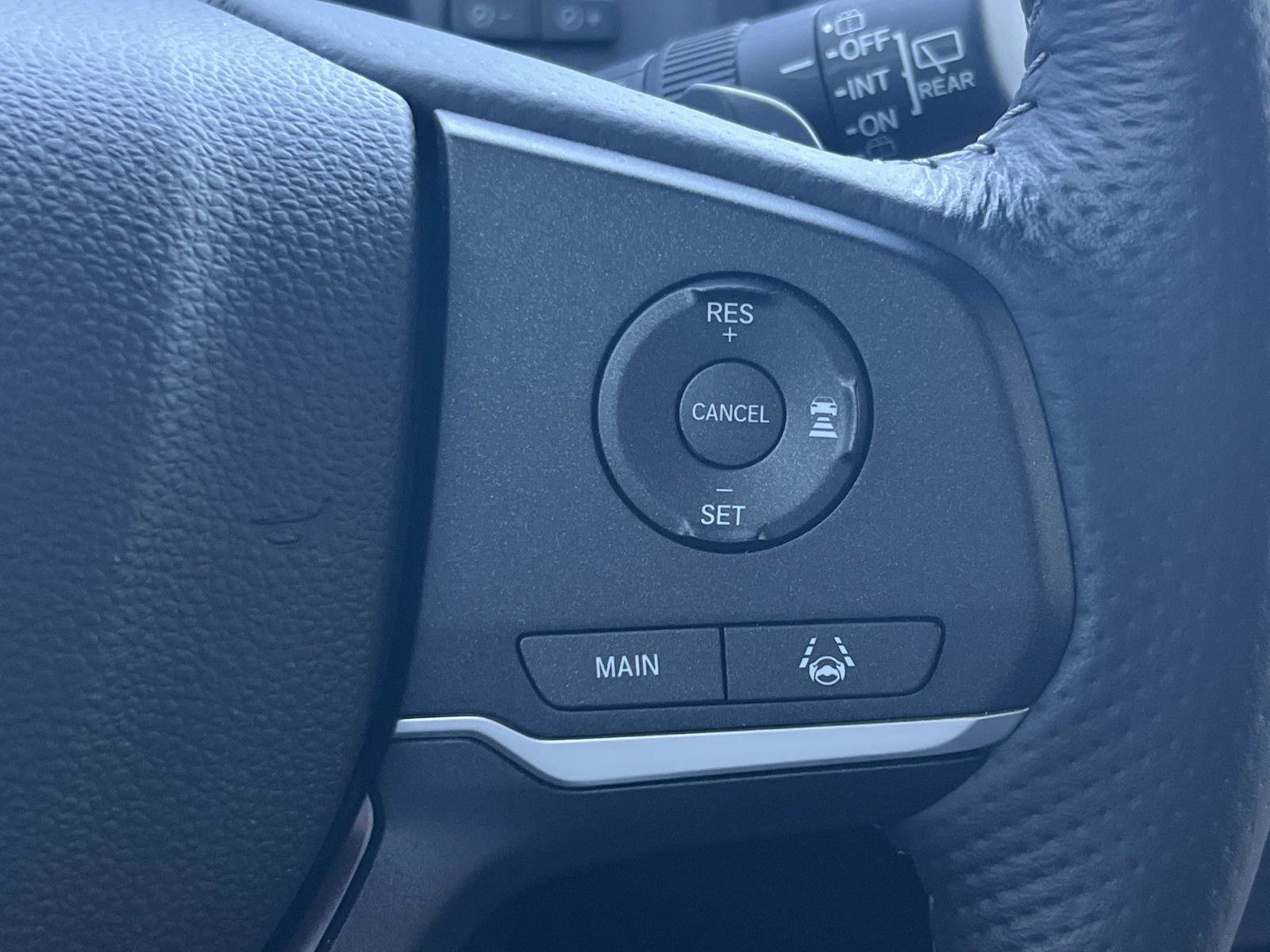 Certified 2025 Honda Passport EX-L image 10