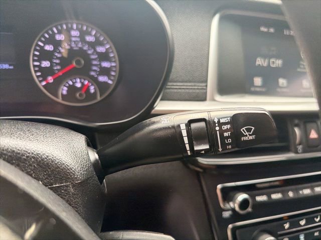 Used 2020 Kia Optima LX image 19