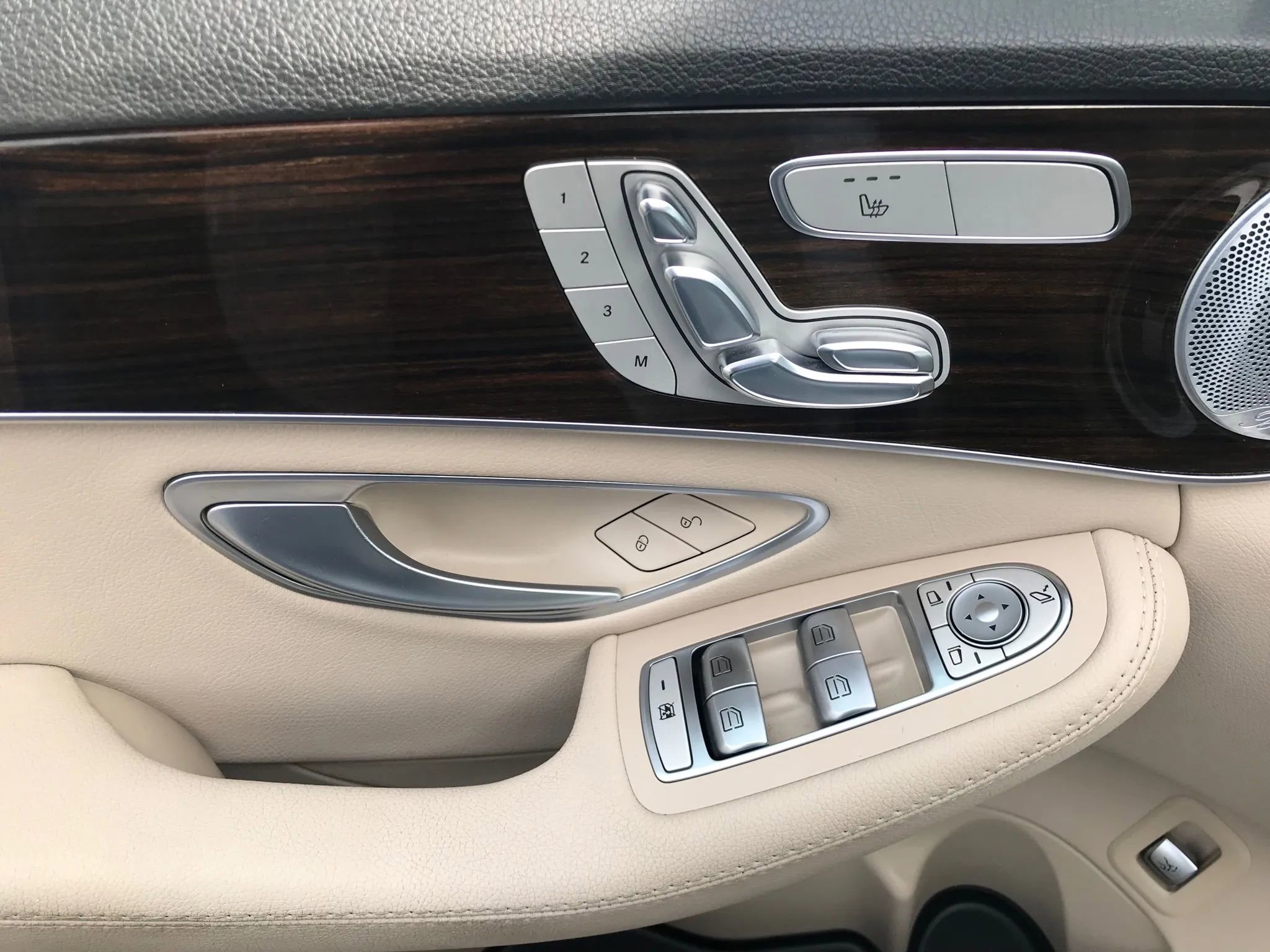 Used 2017 Mercedes-Benz C 300 4MATIC Sedan image 14