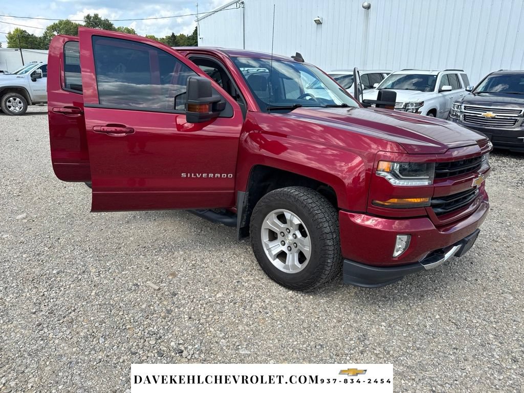 Used 2018 Chevrolet Silverado 1500 LT w/ All Star Edition AWD/4WD image 34