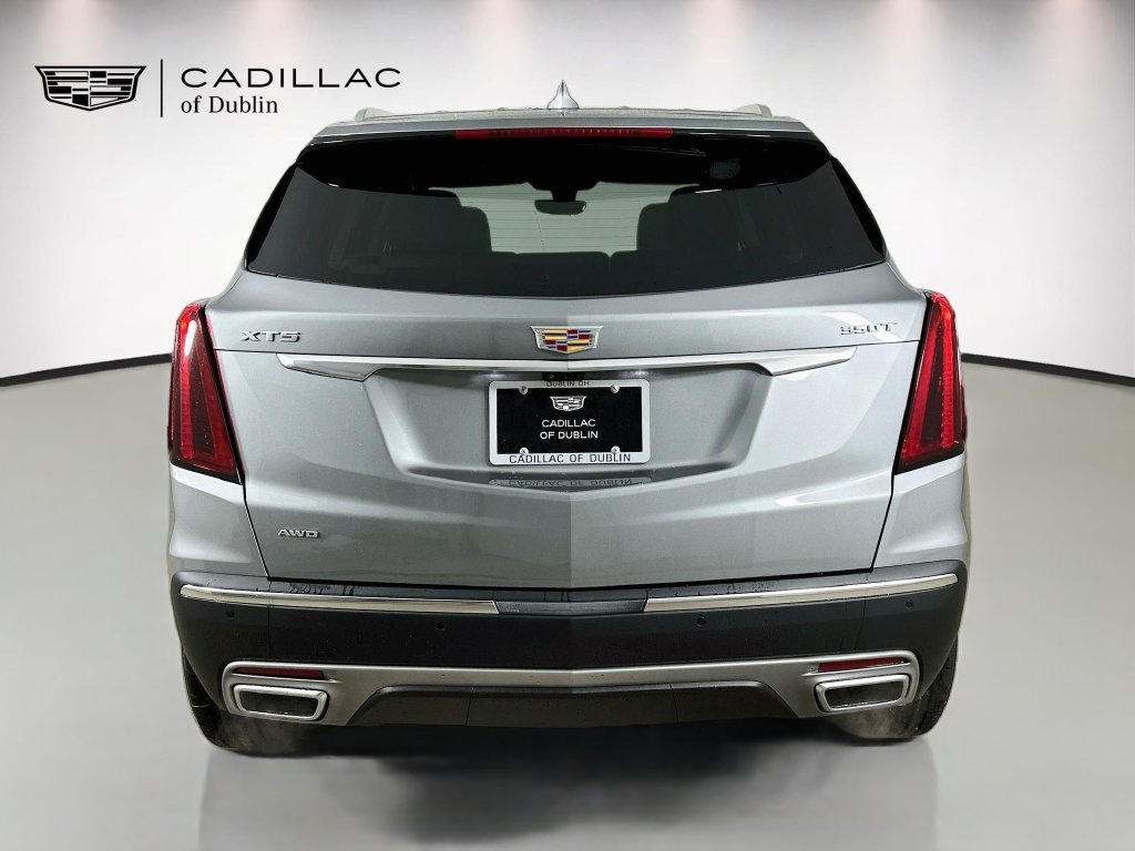 New 2026 Cadillac XT5 Premium Luxury w/ LPO, Floor Liner Package AWD/4WD image 6