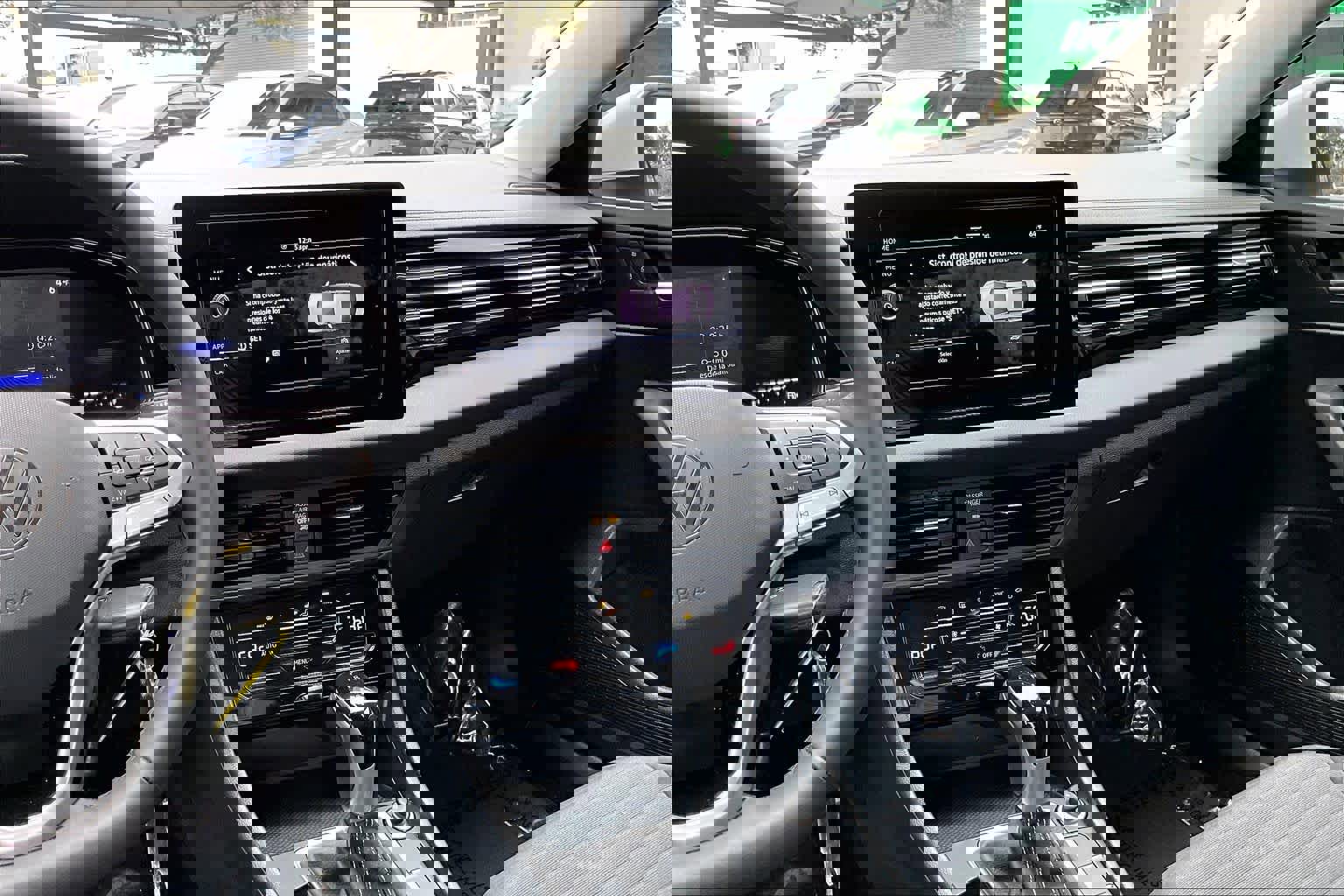 Certified 2025 Volkswagen Jetta S image 6