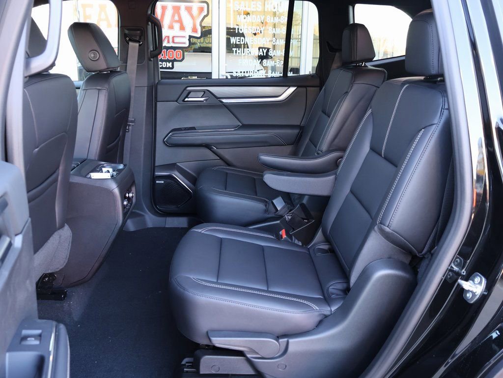 New 2026 GMC Acadia Elevation w/ Black Edition AWD/4WD image 27