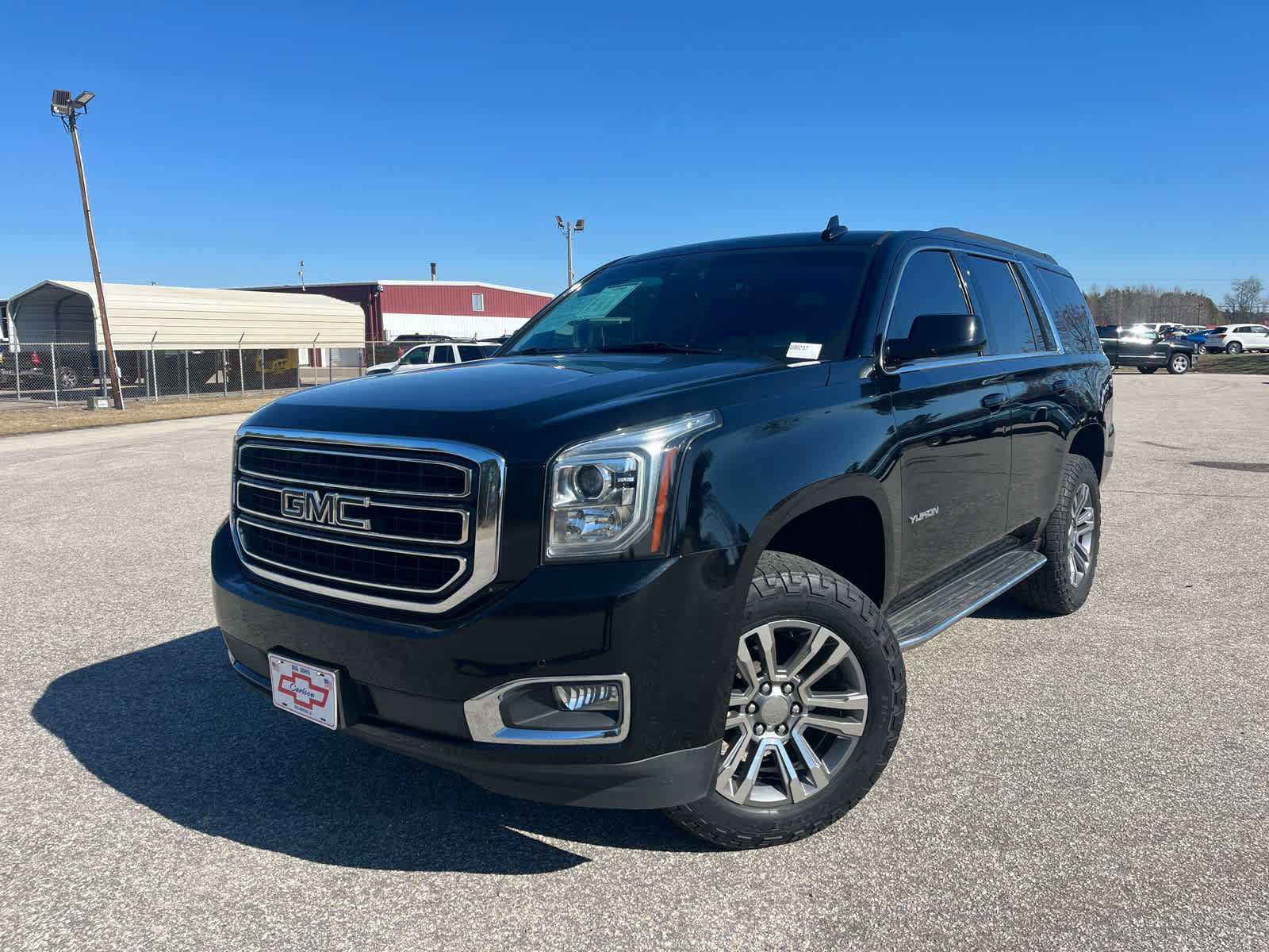 Used 2019 GMC Yukon SLT image 2