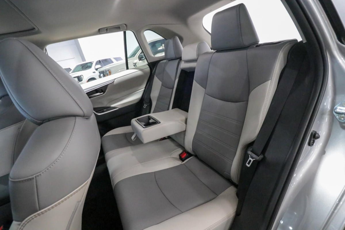 Used 2025 Toyota RAV4 XLE Premium FWD image 23
