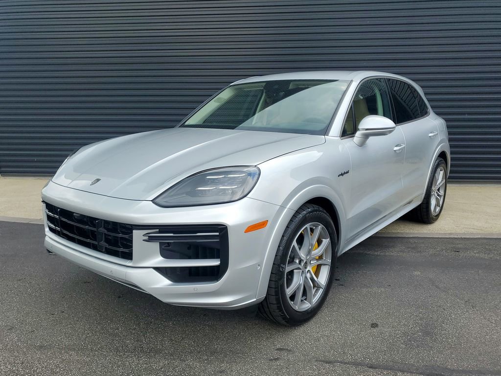 Certified 2025 Porsche Cayenne Turbo