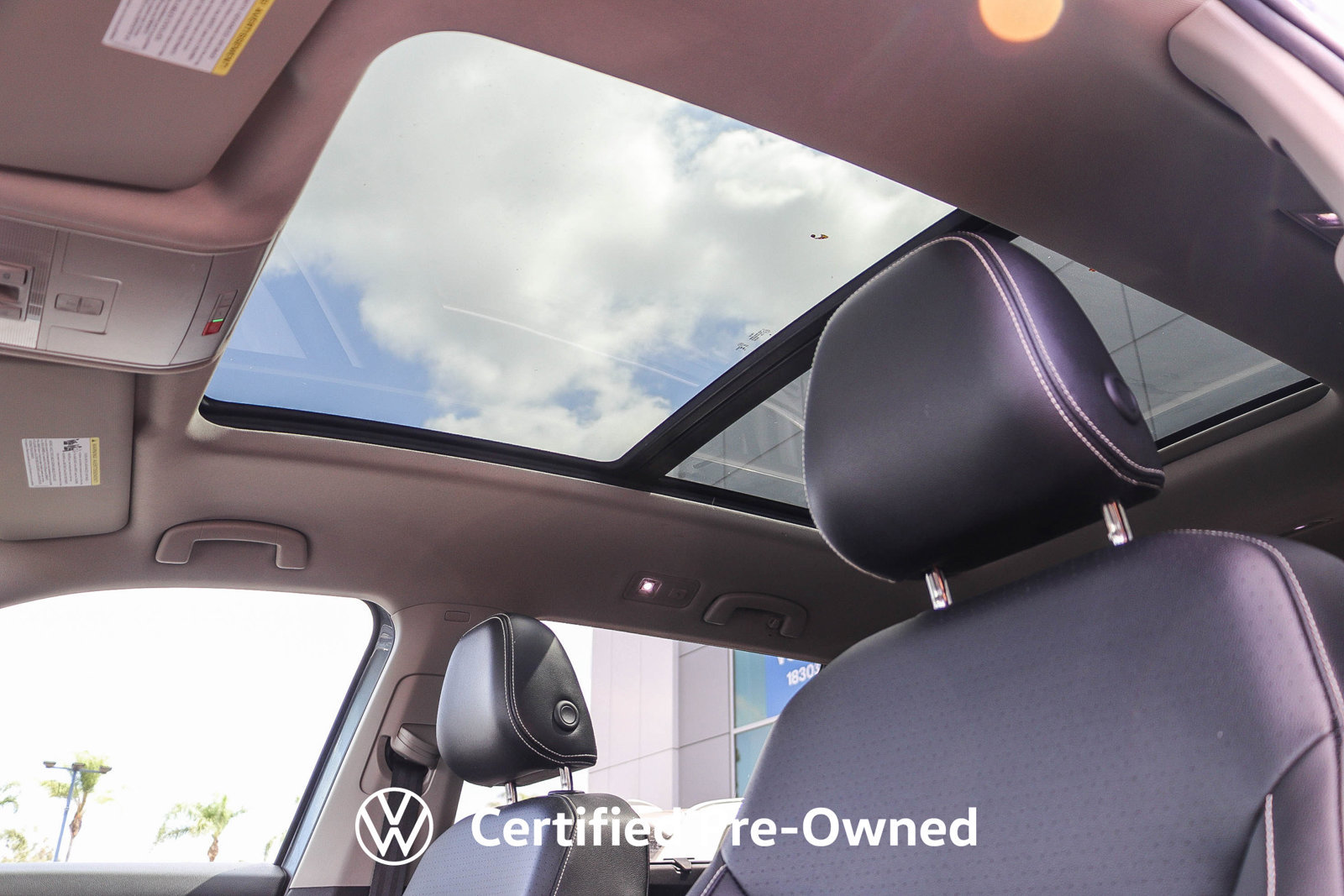 Certified 2023 Volkswagen Atlas SE w/ Panoramic Sunroof Package FWD image 26