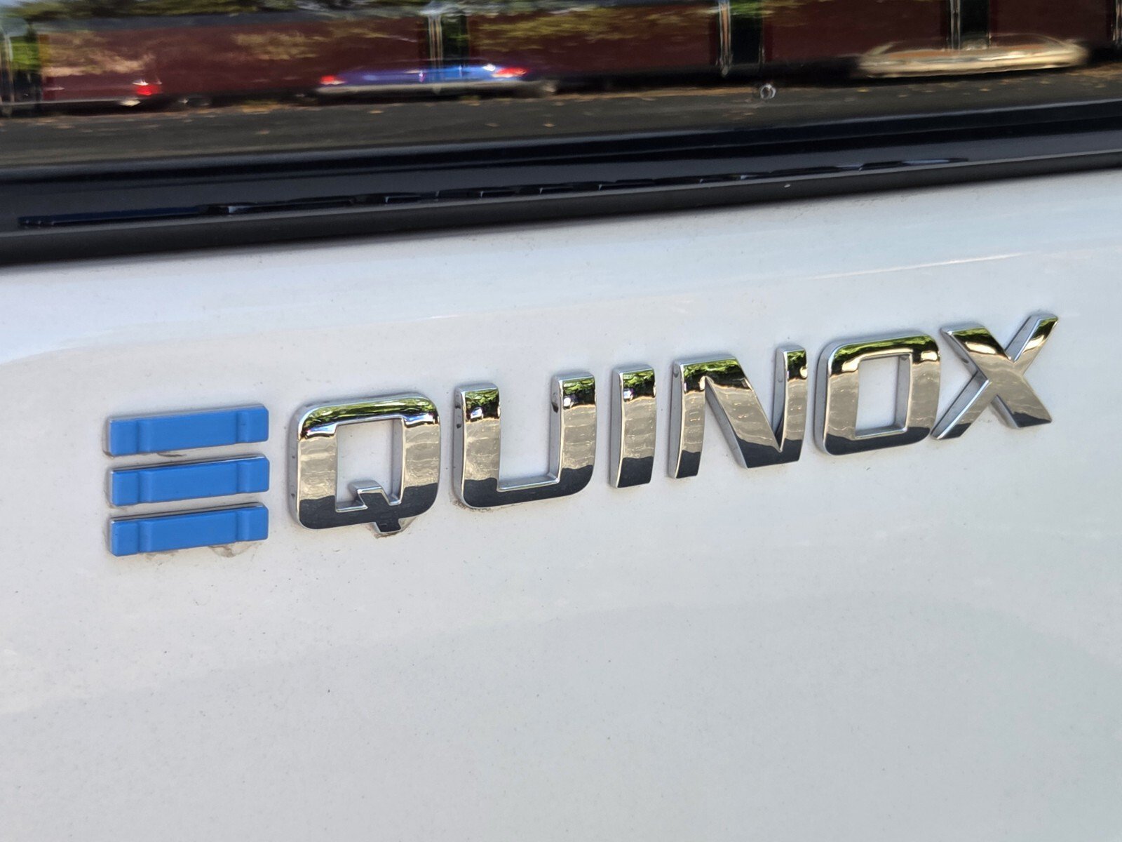 Used 2026 Chevrolet Equinox EV LT w/ Comfort Package FWD image 14