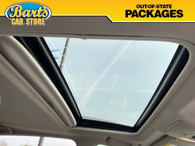 Used 2018 Toyota RAV4 Limited image 17