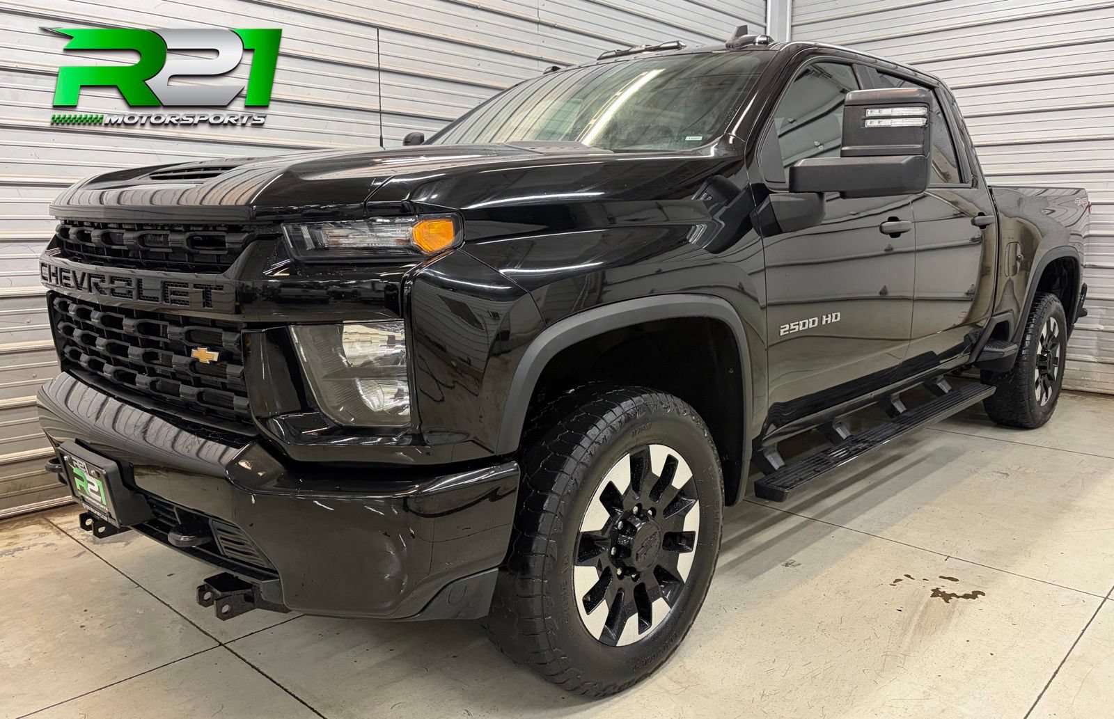Used 2020 Chevrolet Silverado 2500 Custom w/ Custom Value Package AWD/4WD image 1