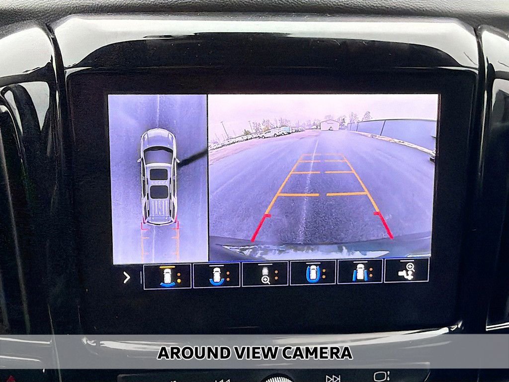 Used 2021 Chevrolet Traverse RS image 5