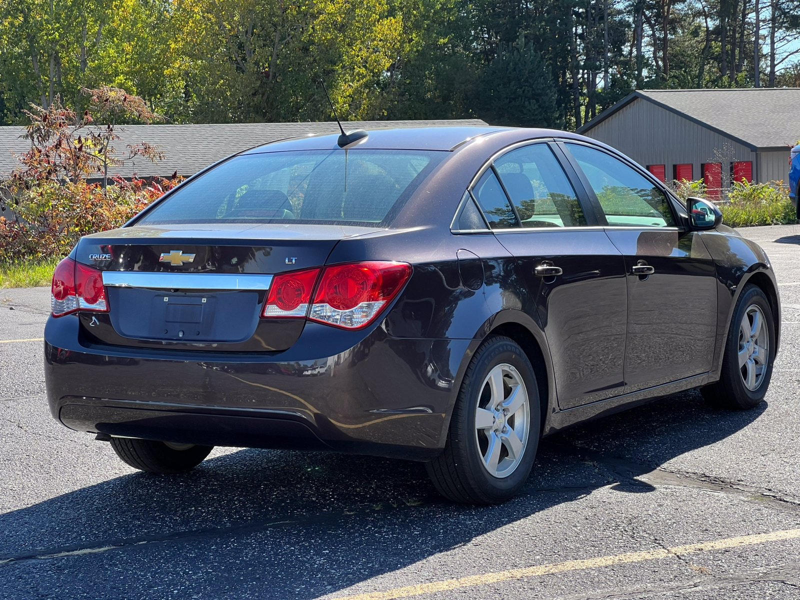 Used 2015 Chevrolet Cruze LT w/ Sun And Sound Package FWD image 10