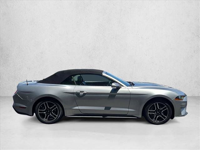 Used 2022 Ford Mustang Premium RWD image 4