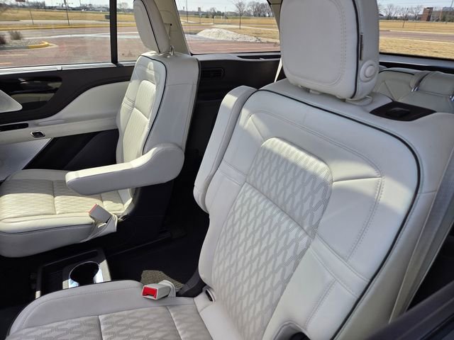 Used 2020 Lincoln Aviator Black Label w/ Dynamic Handling Package image 48