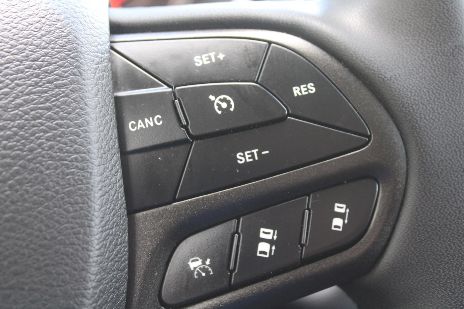 Used 2021 Jeep Cherokee Trailhawk w/ Sun, Sound & Nav Group AWD/4WD image 31