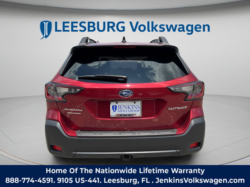 Used 2025 Subaru Outback Premium AWD/4WD image 5