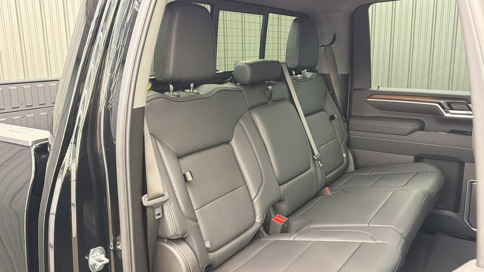 Used 2025 GMC Sierra 3500 Denali w/ Denali Reserve Package image 42