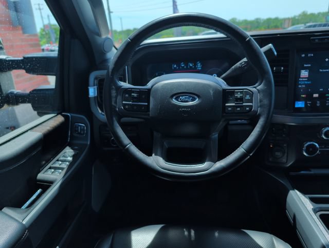 Used 2024 Ford F250 Lariat w/ Sport Appearance Package AWD/4WD image 3