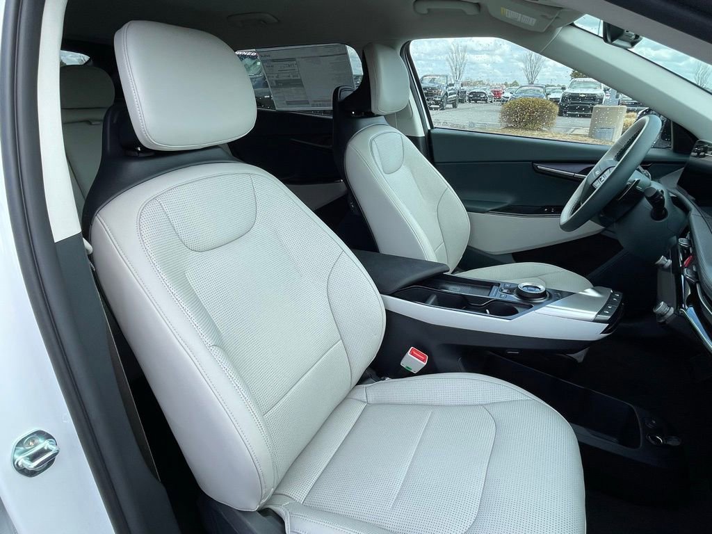 New 2025 Kia EV6 Wind image 30