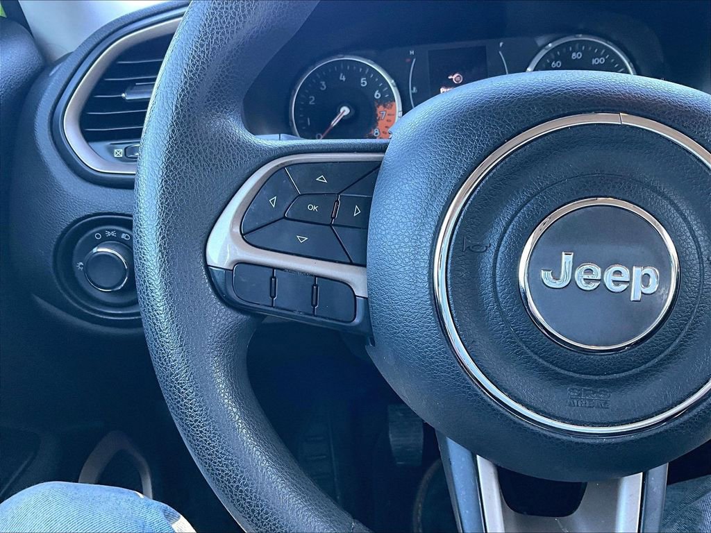 Used 2017 Jeep Renegade Sport image 17
