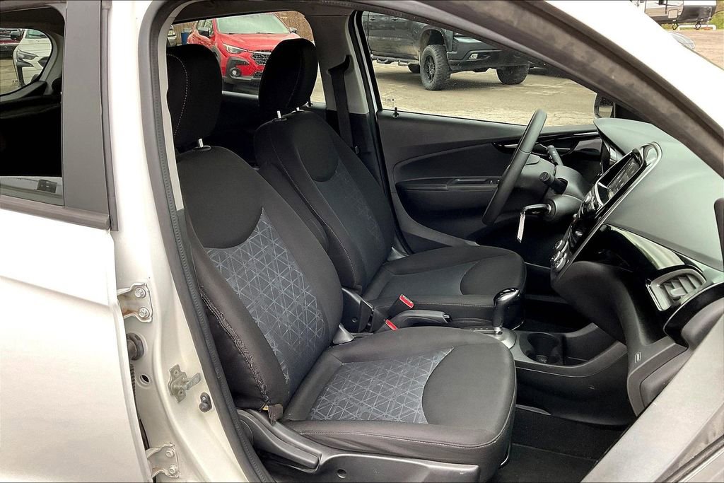 Used 2022 Chevrolet Spark LT w/ Spark Special Edition image 7