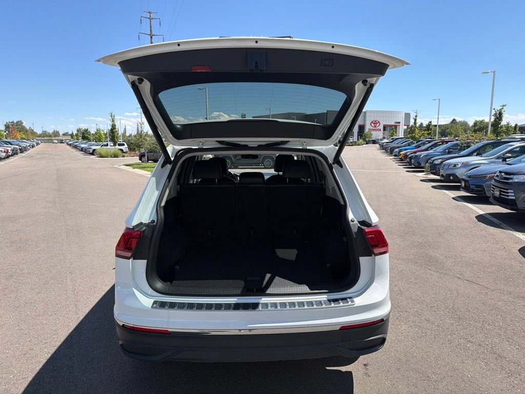Used 2024 Volkswagen Tiguan Wolfsburg Edition AWD/4WD image 14