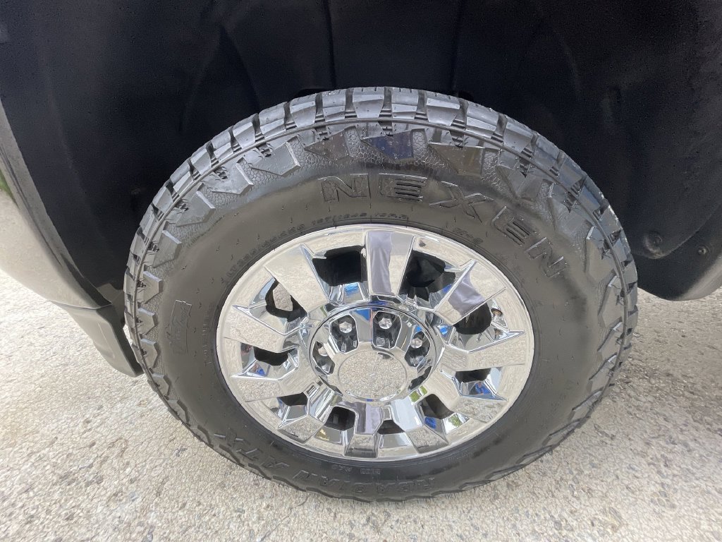 Certified 2015 GMC Sierra 2500 Denali w/ Duramax Plus Package AWD/4WD image 32
