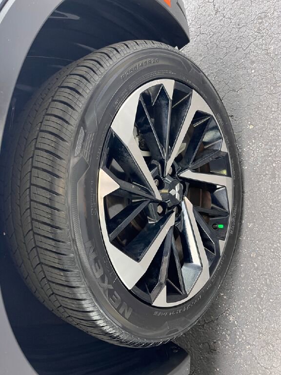 Used 2022 Mitsubishi Outlander SE image 30