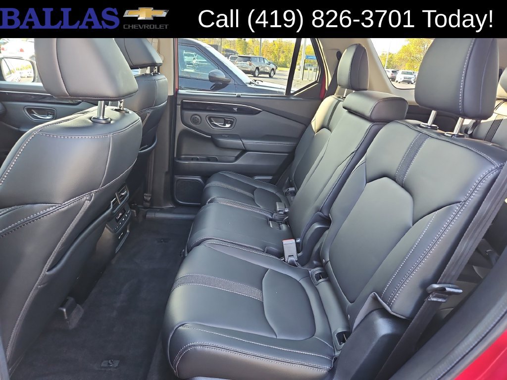 Used 2023 Honda Pilot Touring image 26