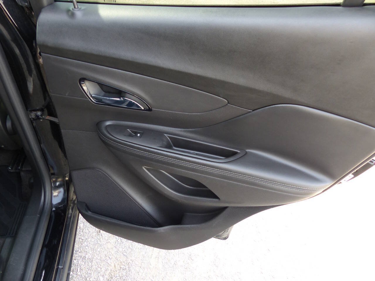 Used 2019 Buick Encore Preferred FWD image 21