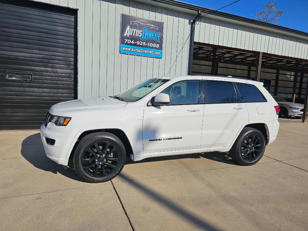 Used 2020 Jeep Grand Cherokee Altitude image 6
