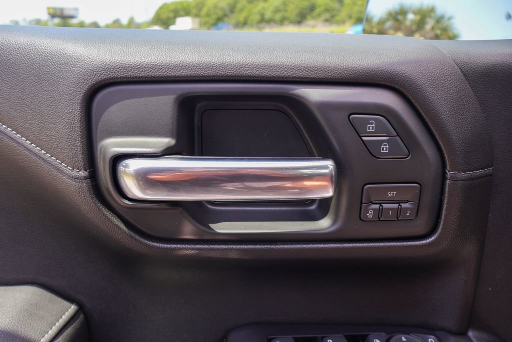 Used 2019 GMC Sierra 1500 SLT w/ SLT Premium Plus Package RWD image 20