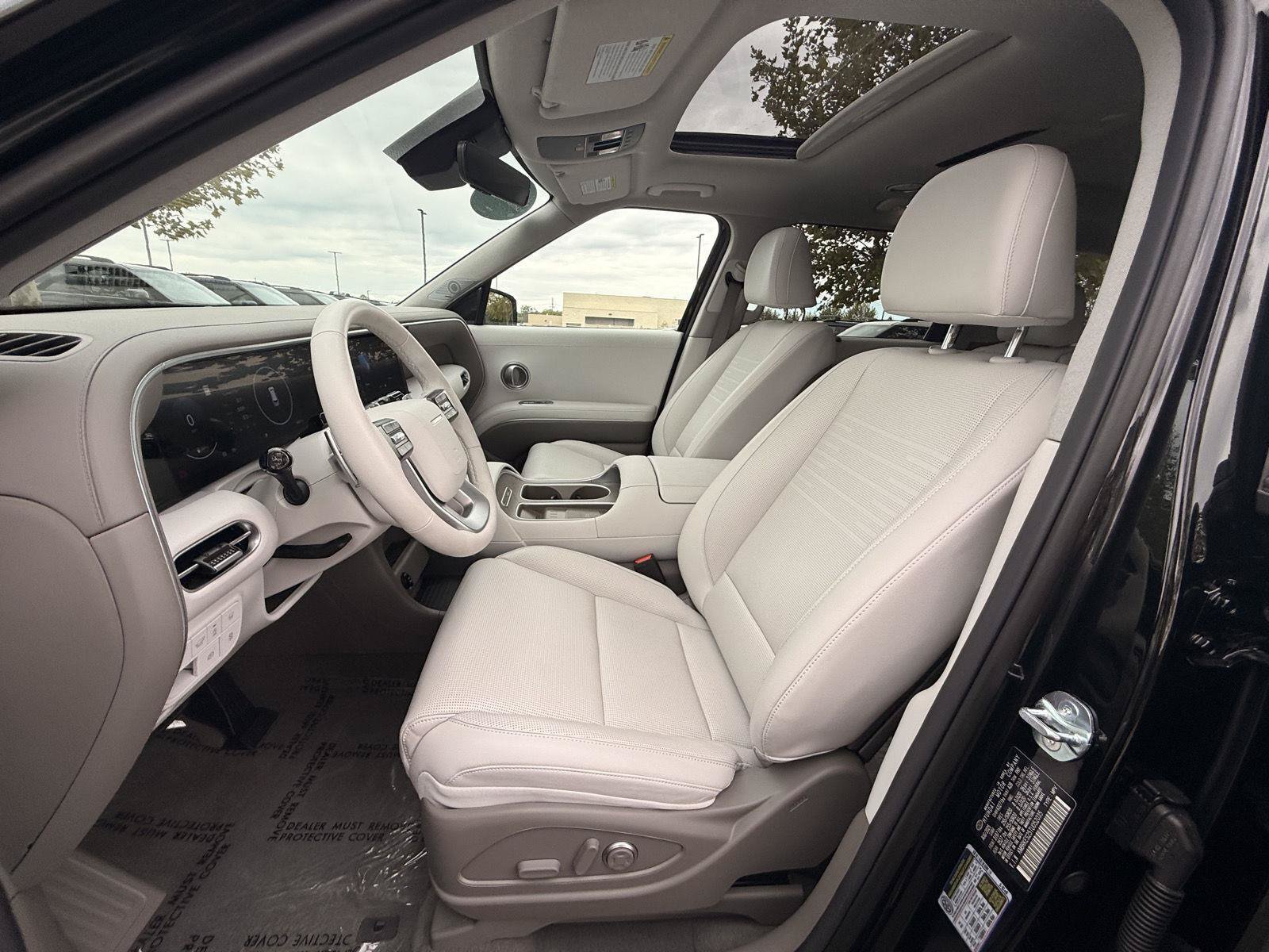 Certified 2026 Hyundai Palisade Limited AWD/4WD image 14