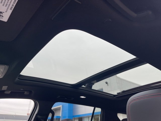 Certified 2025 Chevrolet Traverse RS w/ LPO, Floor Liner Package image 7