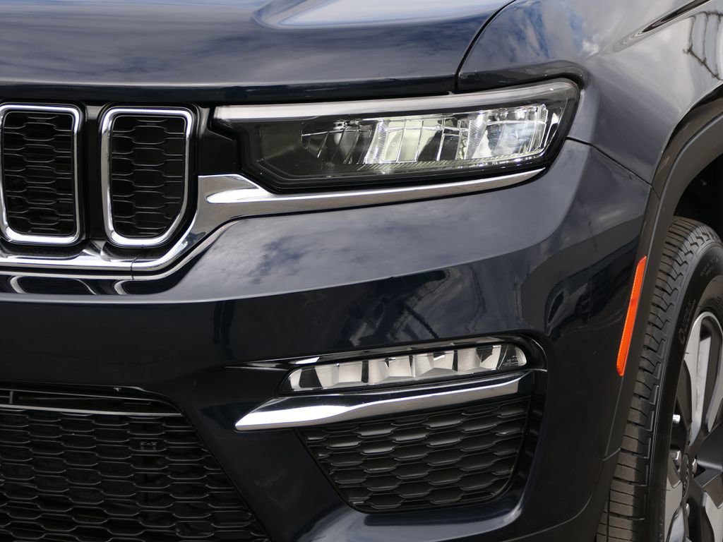 Used 2023 Jeep Grand Cherokee 4WD 4xe image 9