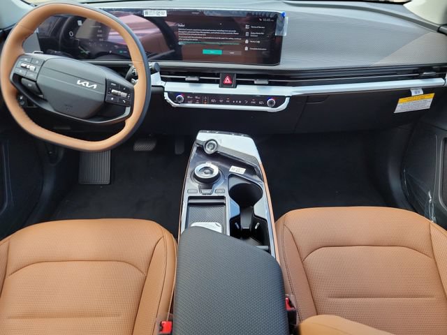 New 2026 Kia EV6 Wind RWD image 8