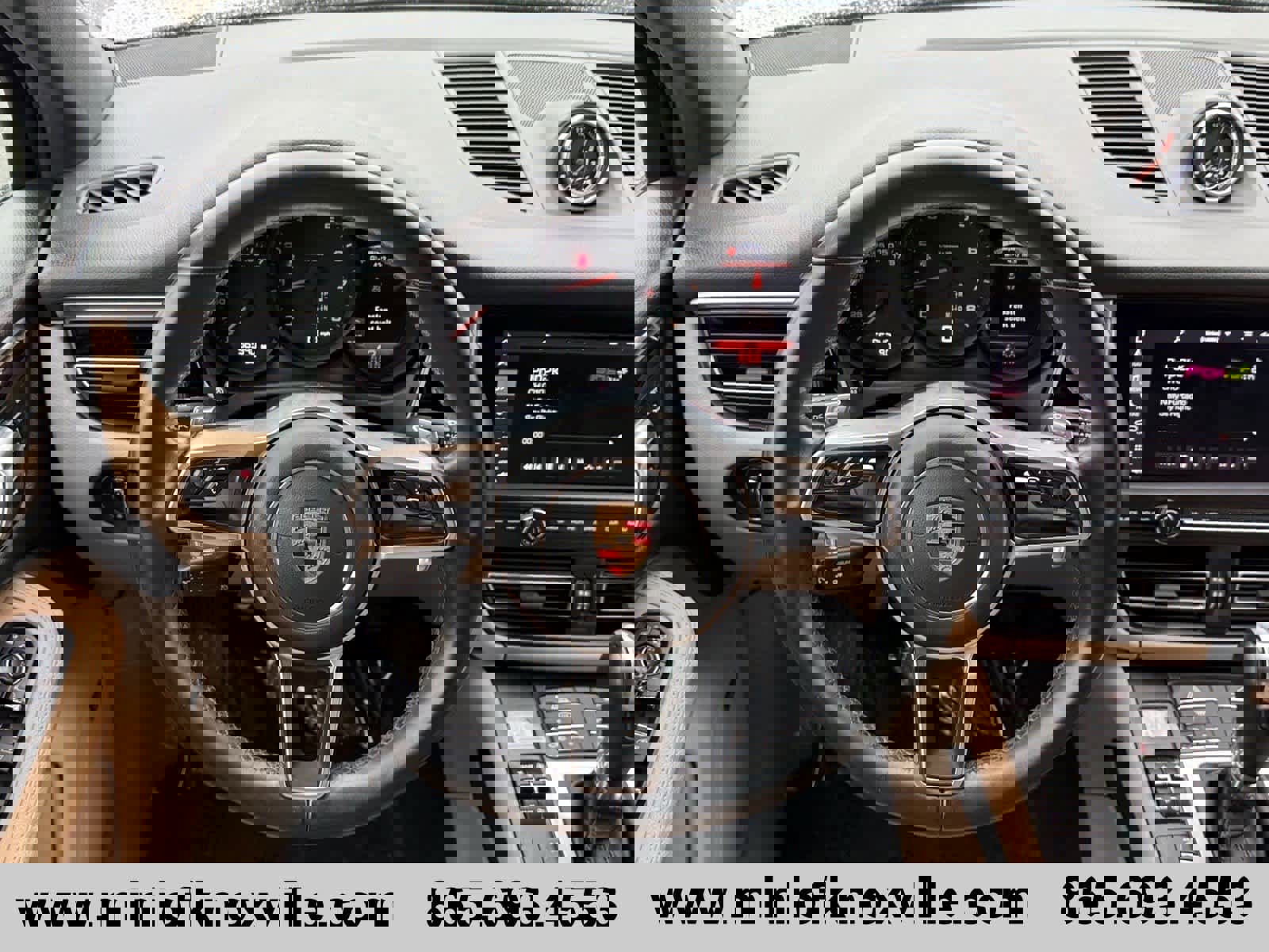 Used 2021 Porsche Macan image 17