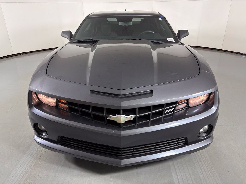 Used 2011 Chevrolet Camaro SS RWD image 3