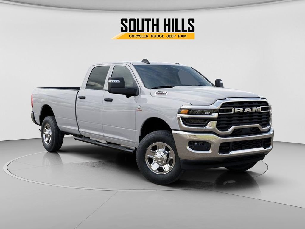 New 2026 RAM 3500 Tradesman AWD/4WD image 5