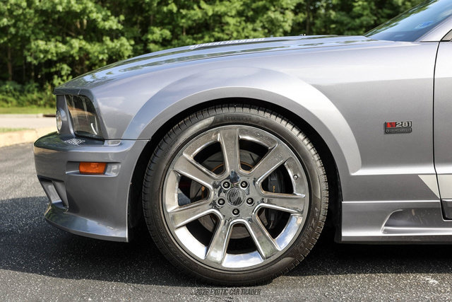 Used 2006 Ford Mustang GT RWD image 4